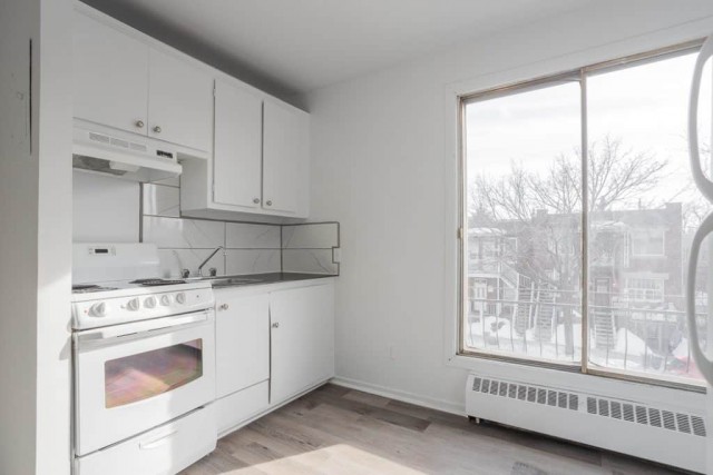 Appartement 2 1/2  950 $/mois. Appartement à louer 