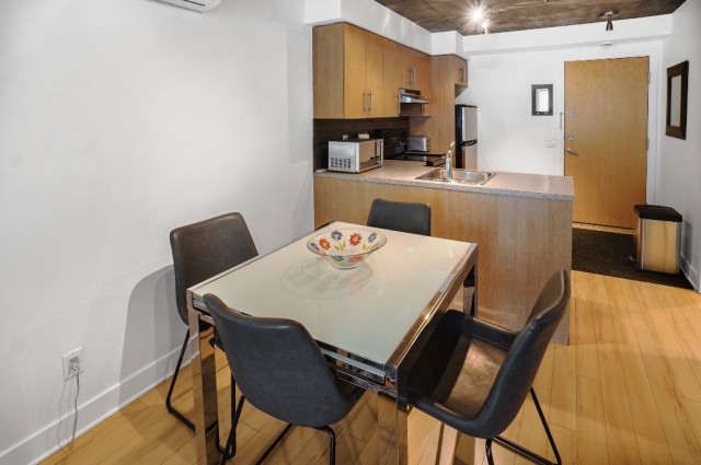 Quartier latin and south-central  1 b. $78/day. Apartment for rent in Quartier latin and south-central