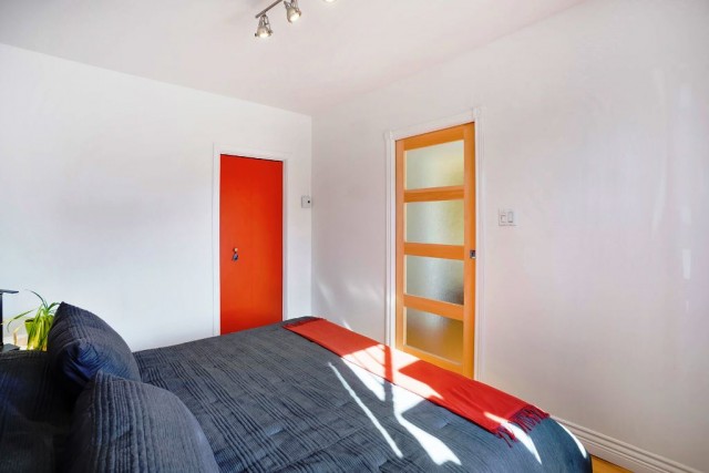 Lachine  3 b. $70/day. Apartment for rent in Lachine
