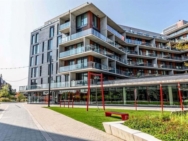 Ville-Saint-Laurent  1 b. $100/day. Apartment for rent in Ville-Saint-Laurent