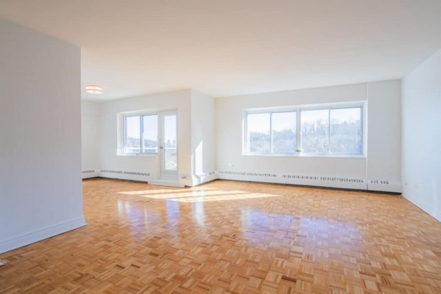 Cote-des-Neiges Apartment 2 b. $1,695/month. Apartment for rent in Cote-des-Neiges