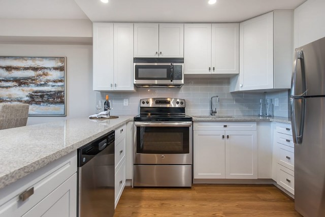 Salaberry-de-Valleyfield Apartment 3 b. $2,395/month. Apartment for rent in Salaberry-de-Valleyfield