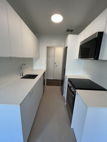 Appartement 2 1/2  1 950 $/mois. Appartement à louer 