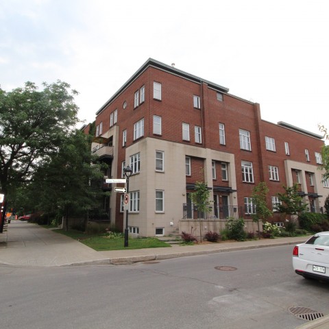 Old Montreal Apartment 1-2 b. $1,650/month. Apartment for rent in Old Montreal
