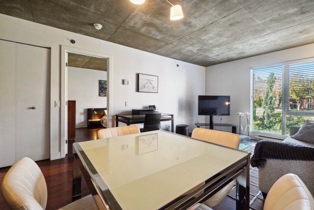 Quartier latin and south-central  1 b. $78/day. Apartment for rent in Quartier latin and south-central