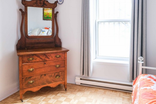 Quartier latin and south-central  3 b. $100/day. Apartment for rent in Quartier latin and south-central