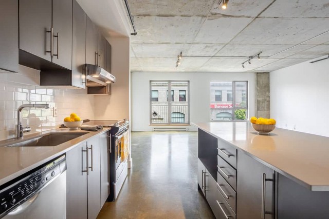 Appartement 3 1/2  2 195 $/mois. Appartement à louer 