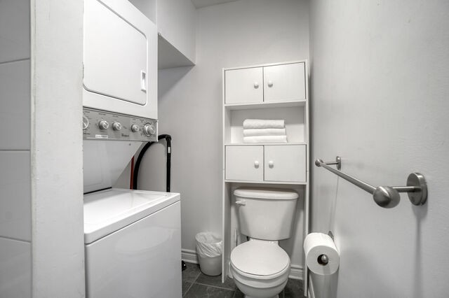 Downtown - Montreal  1 b. $78/day. Apartment for rent in Downtown - Montreal