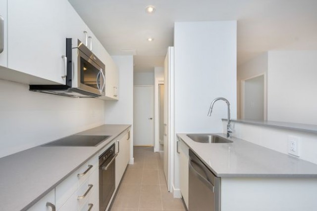 Appartement 4 1/2  3 200 $/mois. Appartement à louer 