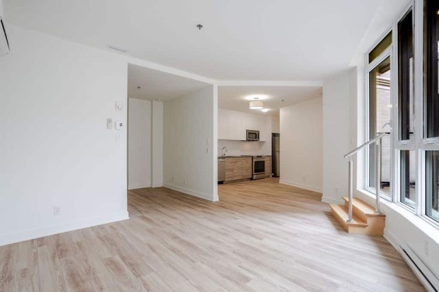 Plateau Mont-Royal Apartment 2 b. $1,665/month. Apartment for rent in Plateau Mont-Royal