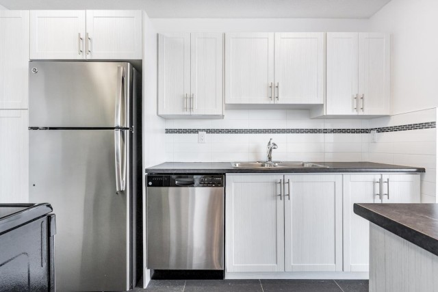 Hamilton Apartment 1 b. $2,375/month. Apartment for rent in Hamilton