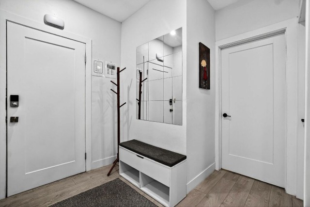 Notre-Dame-de-Grace  3 b. $90/day. Apartment for rent in Notre-Dame-de-Grace
