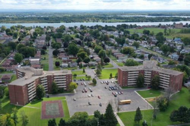 Salaberry-de-Valleyfield Apartment 1 b. $1,500/month. Apartment for rent in Salaberry-de-Valleyfield