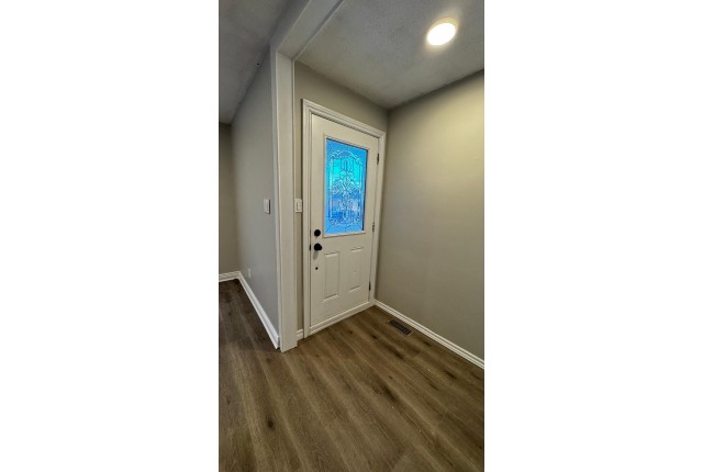 Mississauga Plex 3 b. $2,800/month. Apartment for rent in Mississauga