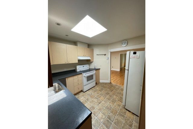 Plateau Mont-Royal Plex 3 b. $2,500/month. Apartment for rent in Plateau Mont-Royal