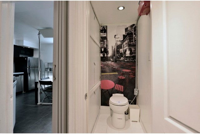 Cote-des-Neiges Plex Single rm $1,200/month. Apartment for rent in Cote-des-Neiges
