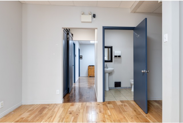 Bureau (1834 pi2) Joliette 3 365 $/mois. Appartement à louer Joliette