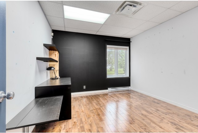 Bureau (1834 pi2) Joliette 3 365 $/mois. Appartement à louer Joliette