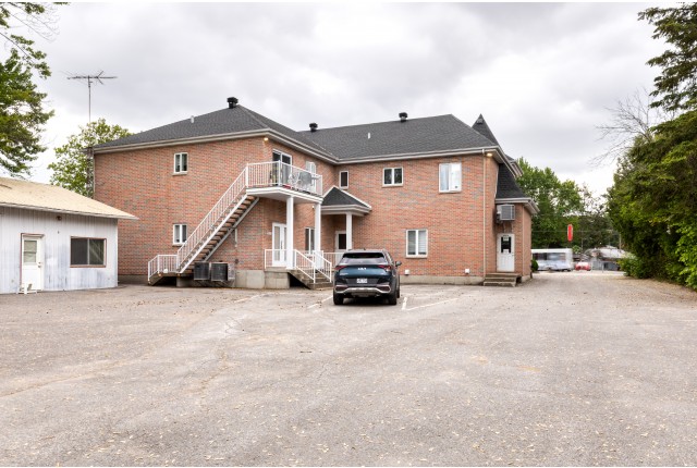 Bureau (1834 pi2) Joliette 3 365 $/mois. Appartement à louer Joliette