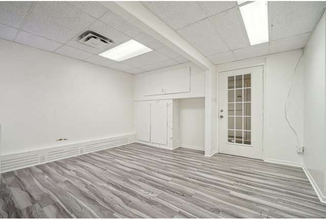 Bureau (1000 pi2) Val-David 950 $/mois. Appartement à louer Val-David