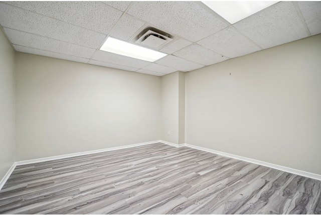 Bureau (1000 pi2) Val-David 950 $/mois. Appartement à louer Val-David