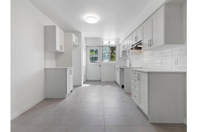 Plex 5 1/2 Villeray 2 250 $/mois. Appartement à louer Villeray
