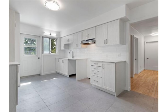 Plex 5 1/2 Villeray 2 250 $/mois. Appartement à louer Villeray