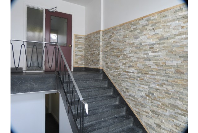 Cote-des-Neiges Apartment 2 b. $1,395/month. Apartment for rent in Cote-des-Neiges