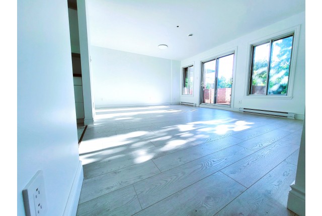 Pierrefonds and Roxboro Apartment 3 b. $1,720/month. Apartment for rent in Pierrefonds and Roxboro