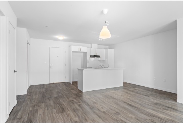 Chateauguay Apartment 2 b. $1,975/month. Apartment for rent in Chateauguay