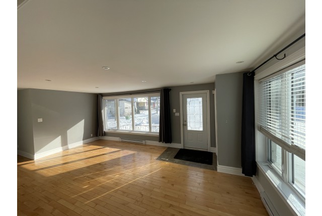 Chateauguay Apartment 2 b. $1,690/month. Apartment for rent in Chateauguay