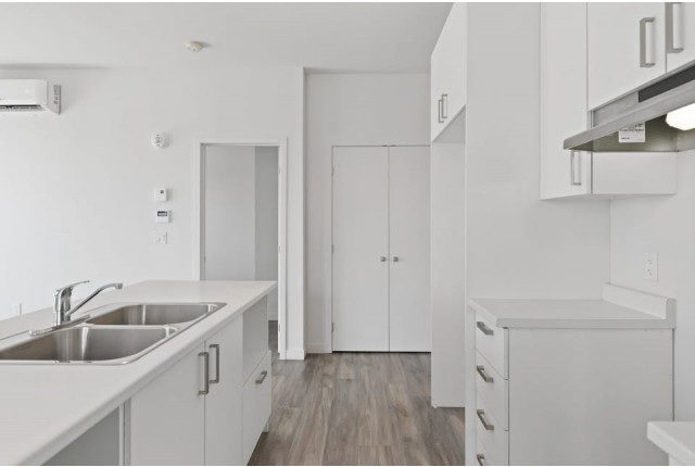 Condo 4 1/2 Châteauguay 2 025 $/mois. Appartement à louer Châteauguay