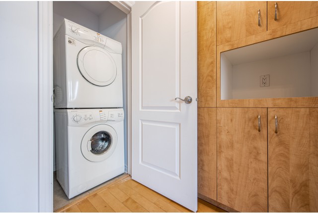 Downtown - Montreal Condo 1 b. $1,600/month. Apartment for rent in Downtown - Montreal