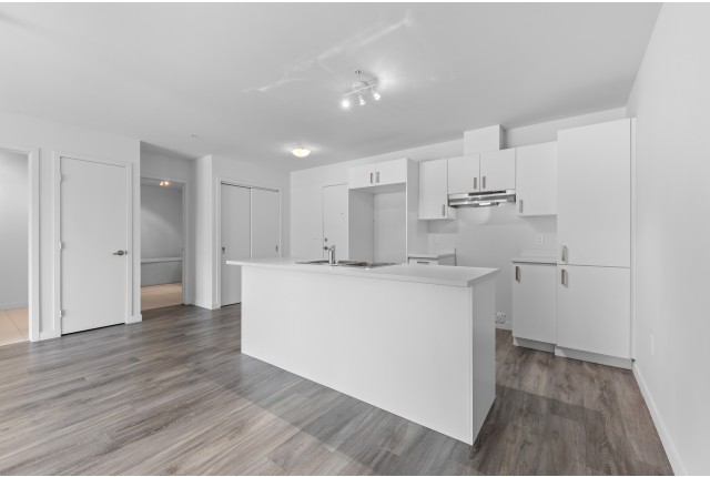 Condo 4 1/2 Châteauguay 1 975 $/mois. Appartement à louer Châteauguay