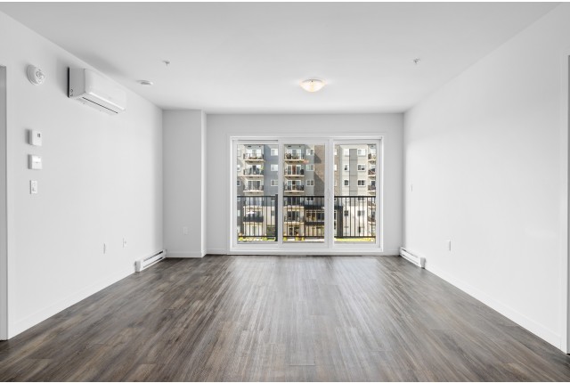 Chateauguay Condo 2 b. $2,075/month. Apartment for rent in Chateauguay