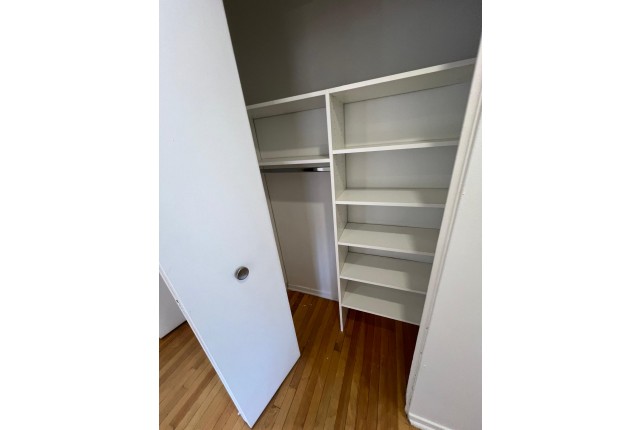 Dorval Apartment 2 b. $1,550/month. Apartment for rent in Dorval