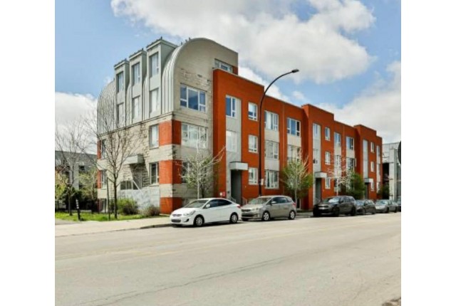 Hochelaga-Maisonneuve Apartment 2 b. $1,750/month. Apartment for rent in Hochelaga-Maisonneuve