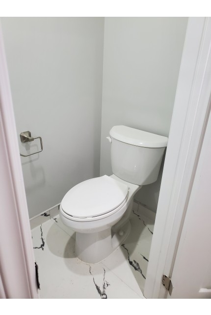 Greater Toronto Area House 2 b. $2,100/month. Apartment for rent in Greater Toronto Area