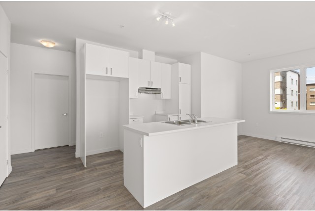 Condo 4 1/2 Châteauguay 2 125 $/mois. Appartement à louer Châteauguay