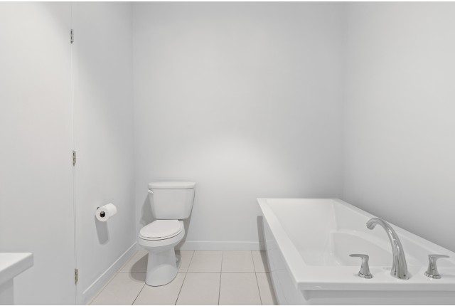 Condo 4 1/2 Châteauguay 2 125 $/mois. Appartement à louer Châteauguay