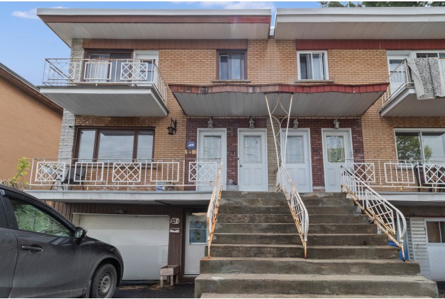 Longueuil Plex 3 b. $1,495/month. Apartment for rent in Longueuil