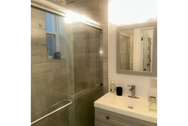 Notre-Dame-de-Grace Condo 1-2 b. $1,600/month. Apartment for rent in Notre-Dame-de-Grace
