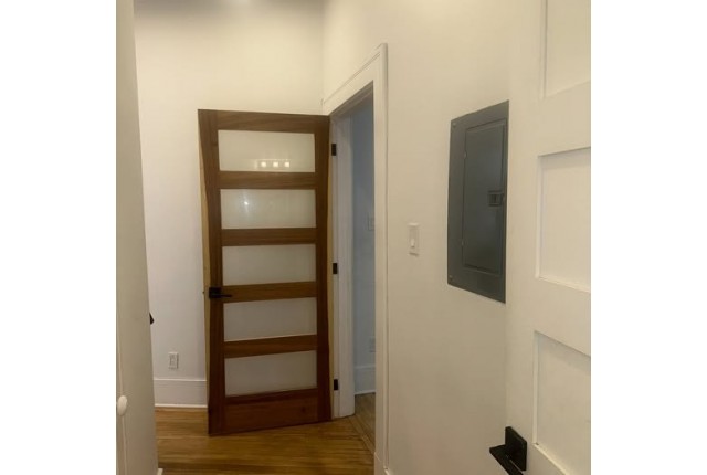Notre-Dame-de-Grace Condo 1-2 b. $1,600/month. Apartment for rent in Notre-Dame-de-Grace
