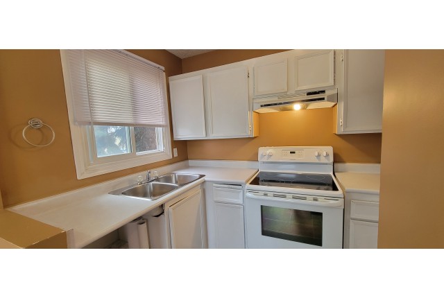 Red Deer House 2 b. $1,590/month. Apartment for rent in Red Deer