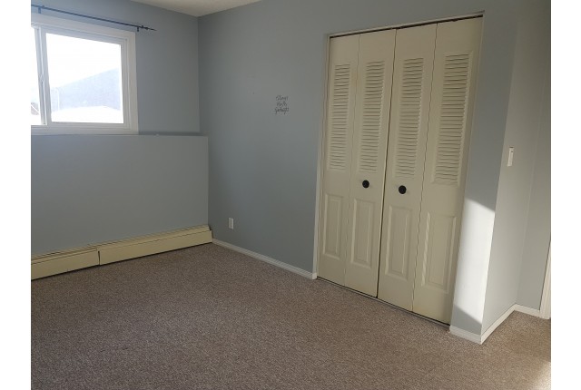 Appartement 5 1/2 Red Deer 1 295 $/mois. Appartement à louer Red Deer