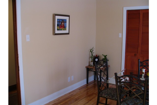 Rosemont,  Petite-Patrie Plex 1 b. $1,250/month. Apartment for rent in Rosemont,  Petite-Patrie