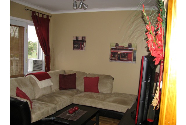 Rosemont,  Petite-Patrie Plex 1 b. $1,250/month. Apartment for rent in Rosemont,  Petite-Patrie