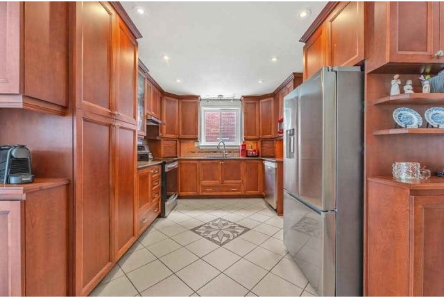 Plex 6 1/2 Montréal-Nord 2 850 $/mois. Appartement à louer Montréal-Nord