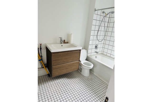 Quartier latin and south-central Plex 4+ b. $1,750/month. Apartment for rent in Quartier latin and south-central