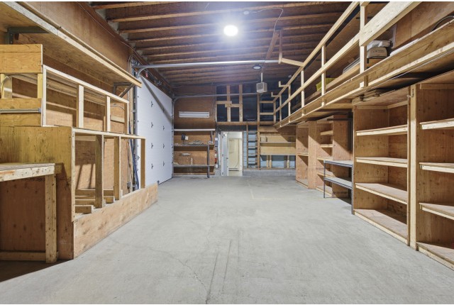 Autre commercial (4907 pi2) Ville-&Eacute;mard et Côte-Saint-Paul 3 000 $/mois. Appartement à louer Ville-&Eacute;mard et Côte-Saint-Paul